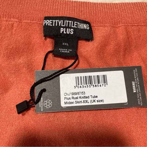 PrettyLittleThing Midaxi Rust Knit Tube Skirt | 38” Waist to Hem - Picture 6 of 10